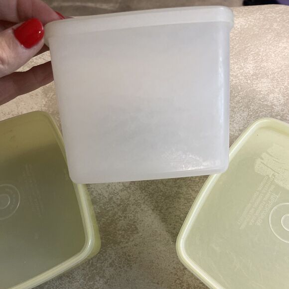 Set (3) VTG TUPPERWARE Freezer Containers # 311 #312 with Clear Lids - Picture 5 of 10